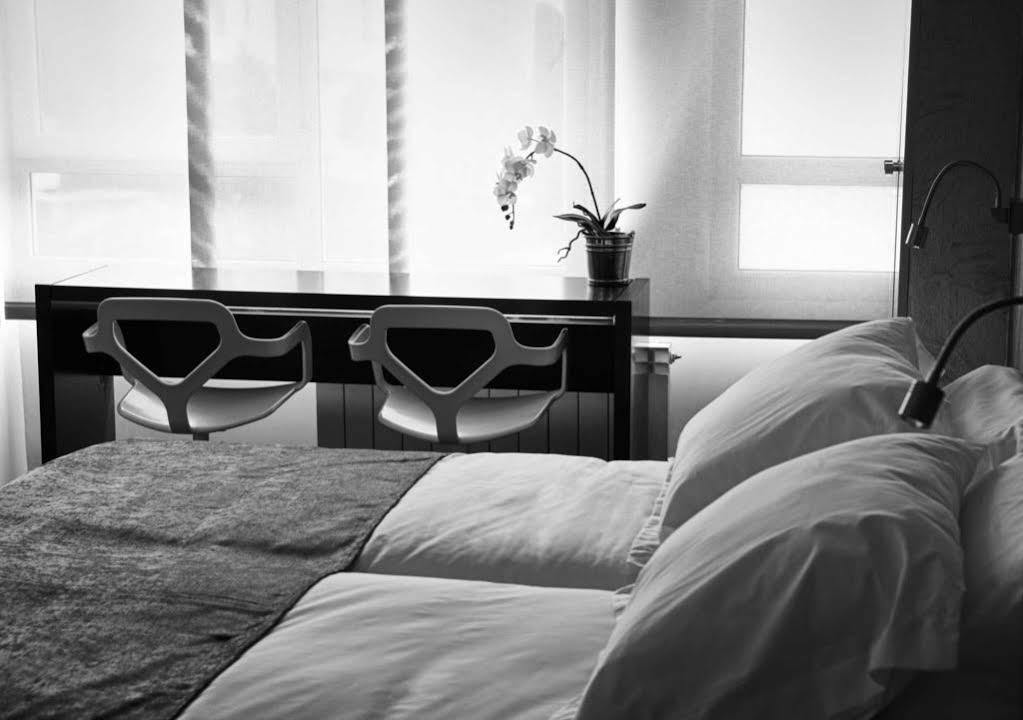 Hostal Averroes Burgos Ngoại thất bức ảnh